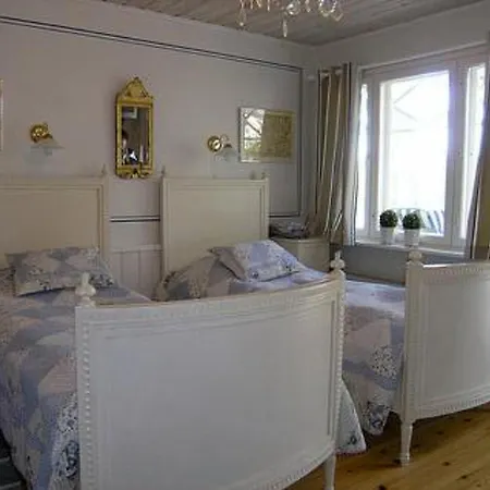 Dom wakacyjny Loevkulla By Interhome *