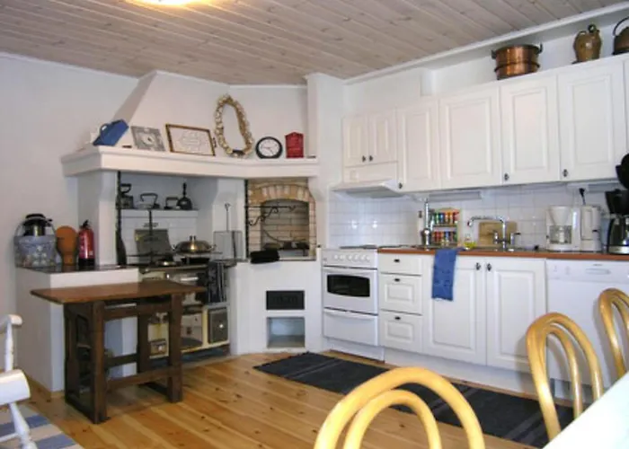 בית נופש Loevkulla By Interhome Loparo