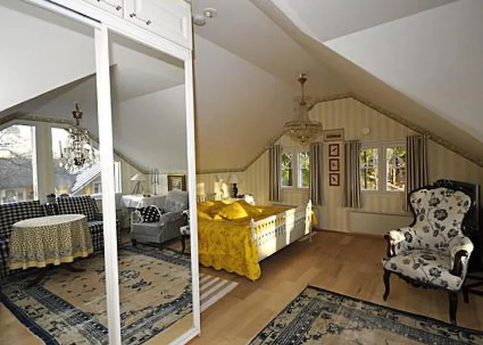 בית נופש Loevkulla By Interhome *