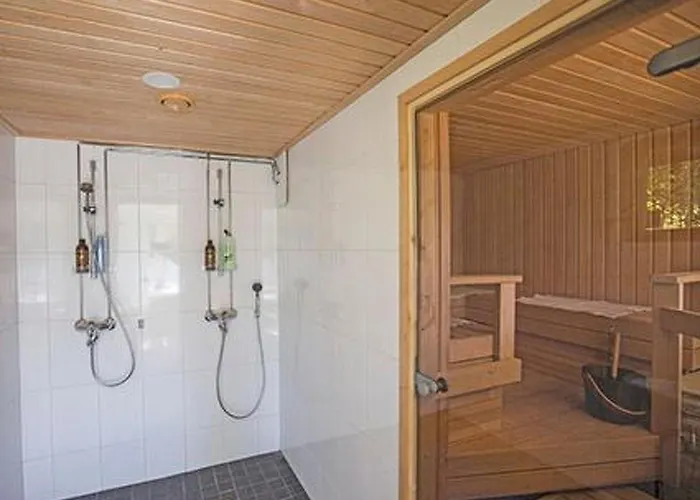 בית נופש Loevkulla By Interhome *